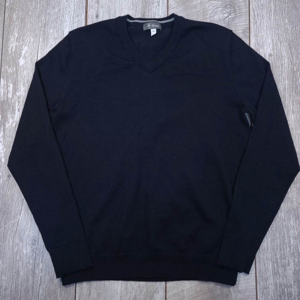 Ibex V-Neck Sweater Mens Small Black Merino Wool Blend Long Sleeve